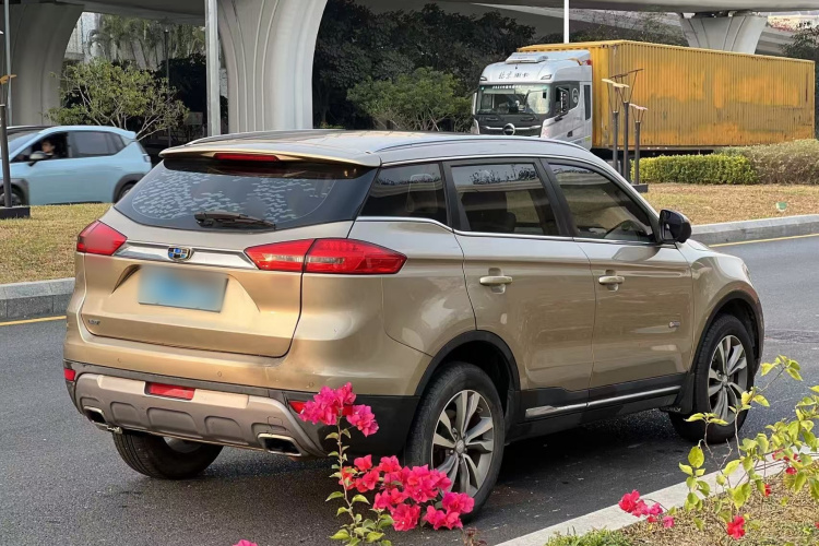 吉利汽车 博越 2016款 1.8TD 自动四驱智慧型车身外观6006