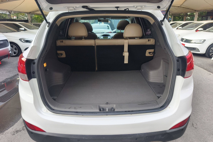 北京现代ix35 2013款 2.0L 自动两驱舒适型GL 国IV中控内饰7009