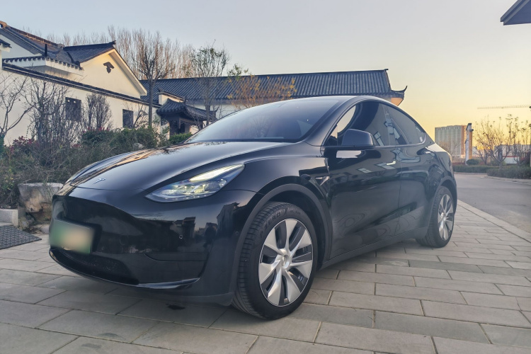特斯拉 Model Y 2022款 改款 后轮驱动版车身外观6001