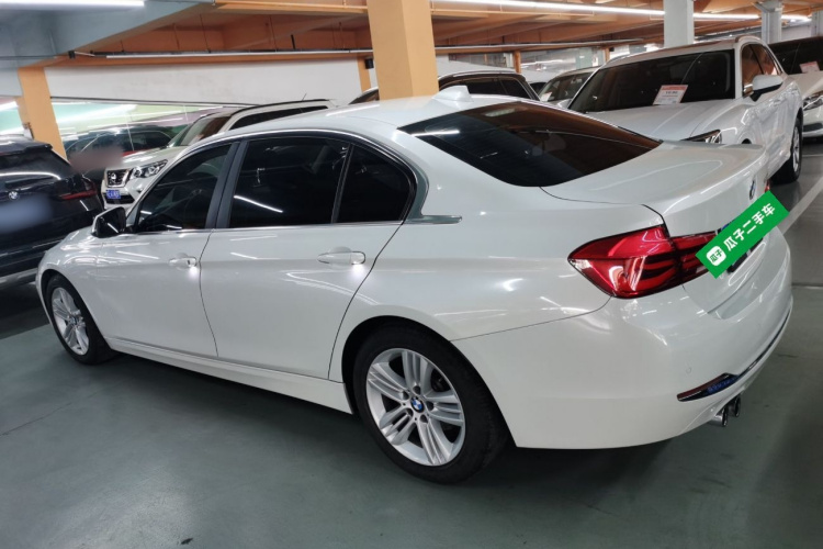 宝马3系 2017款 320Li 时尚型车身外观4