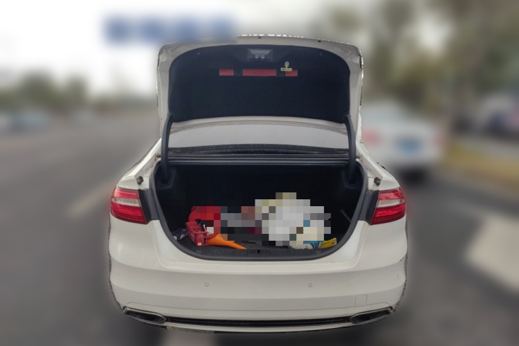 福特 金牛座 2015款 EcoBoost 245 豪华型中控内饰23