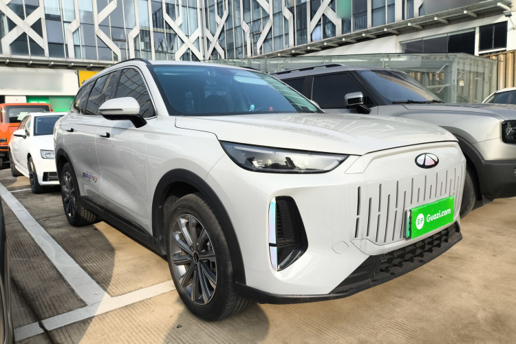 奇瑞 风云T9 2024款 120 长续航版标准型 5座 三元锂车身外观3