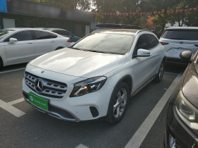 奔驰GLA 2019款 GLA 200 动感型