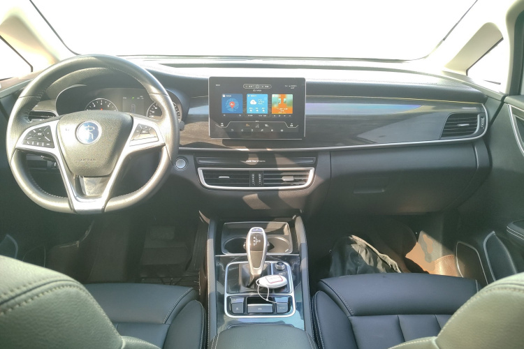 比亚迪 宋MAX 2019款 1.5T 自动智联睿逸天窗型 6座 国VI中控内饰12