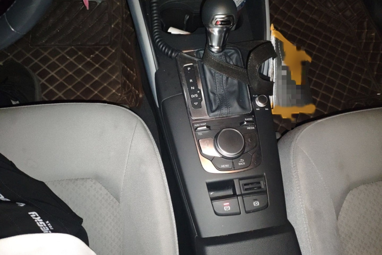 奥迪A3 2019款 Sportback 35 TFSI 进取型 国V局部细节18