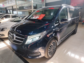 奔驰V级 2017款 V 260 L 尊贵加长版