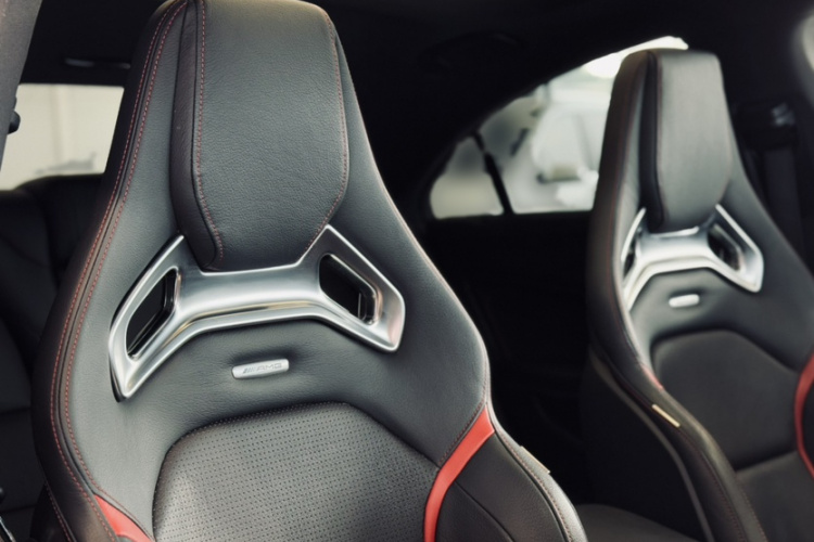 奔驰CLA AMG 2017款 改款 AMG CLA 45 4MATIC中控内饰7005