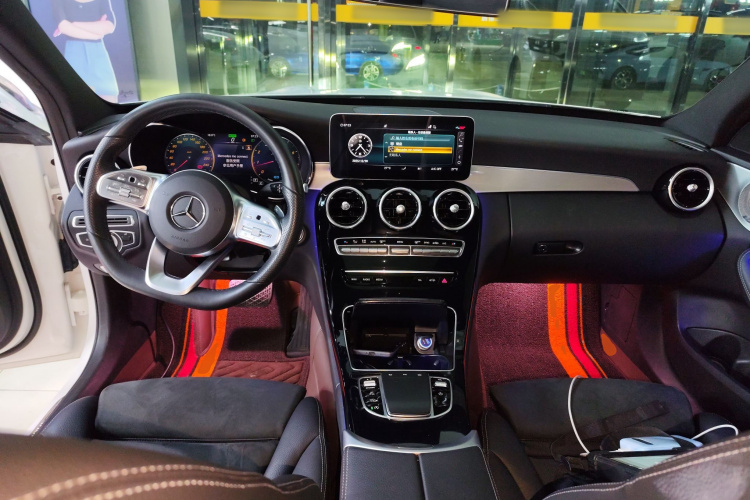 奔驰C级 2021款 C 260 星耀臻藏版中控内饰12