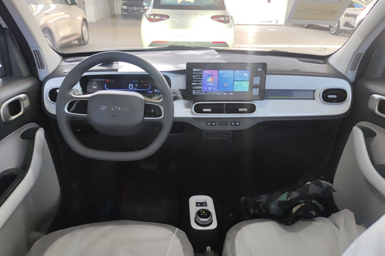 吉利银河 熊猫 2025款 210km 元气熊中控内饰12