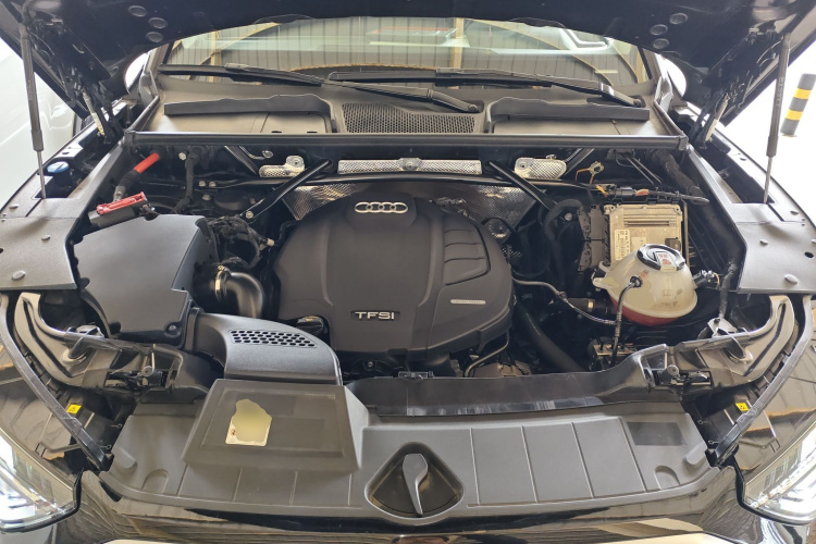 奥迪Q5L 2022款 40T 时尚动感型机舱底盘24