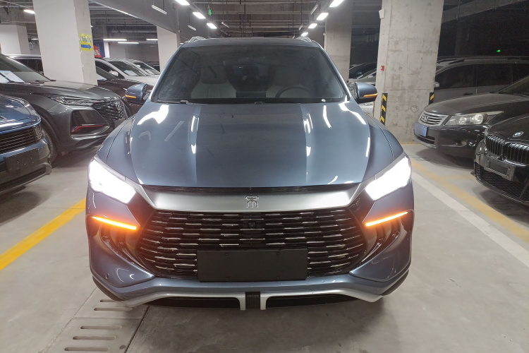 比亚迪 宋Pro新能源 2024款 荣耀版 DM-i 71KM领航型车身外观2