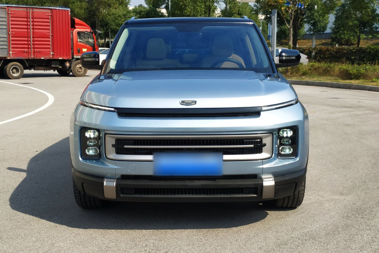 吉利汽车 吉利icon 2023款 1.5TD 巧克力醇巧版车身外观6007