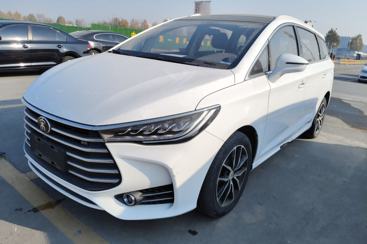 比亚迪 宋MAX 2017款 1.5T 自动智联精英型 7座车身外观1