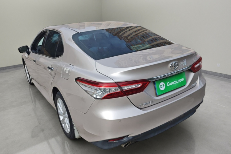 丰田 凯美瑞 2019款 2.0G 豪华版 国VI车身外观5