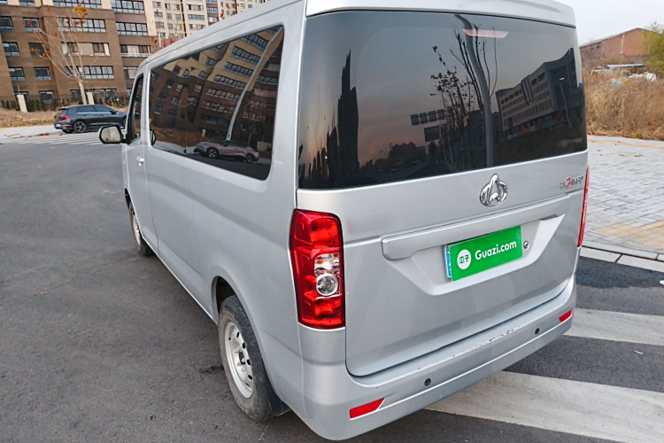 长安凯程 长安睿行M60 2023款 1.5L GDI舒适型客车6/7座车身外观6003