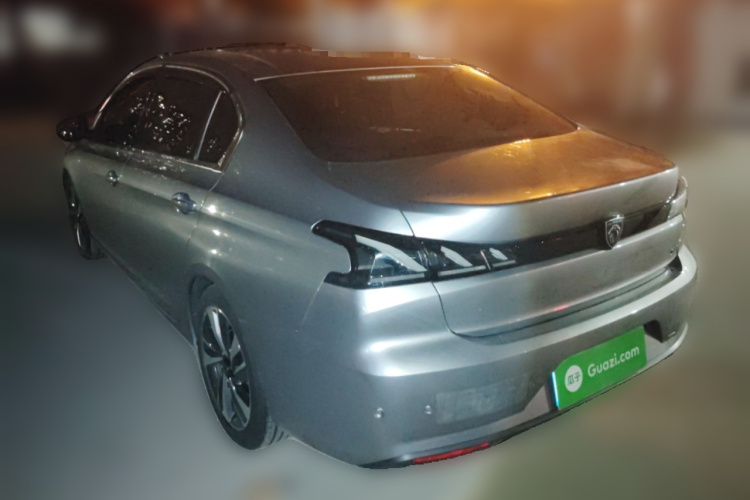 标致408 2022款 1.6T 逐梦版车身外观5