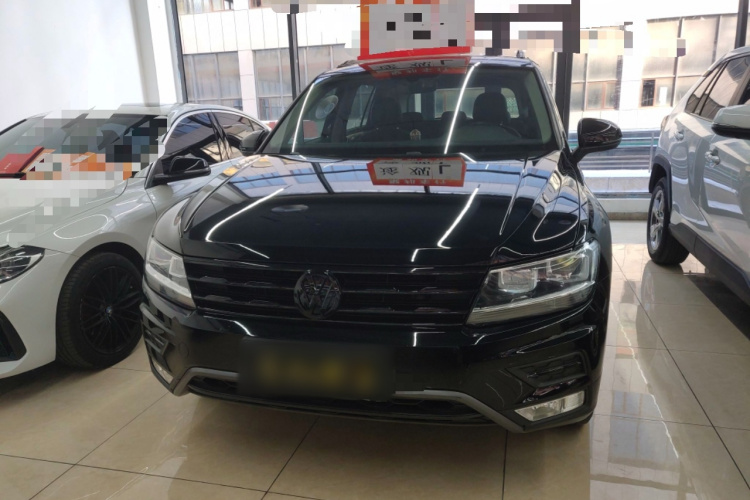 大众 途观L 2018款 改款 330TSI 自动两驱豪华版车身外观2