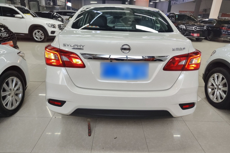 日产 轩逸 2024款 改款二 经典 1.6XE CVT舒适版车身外观6004