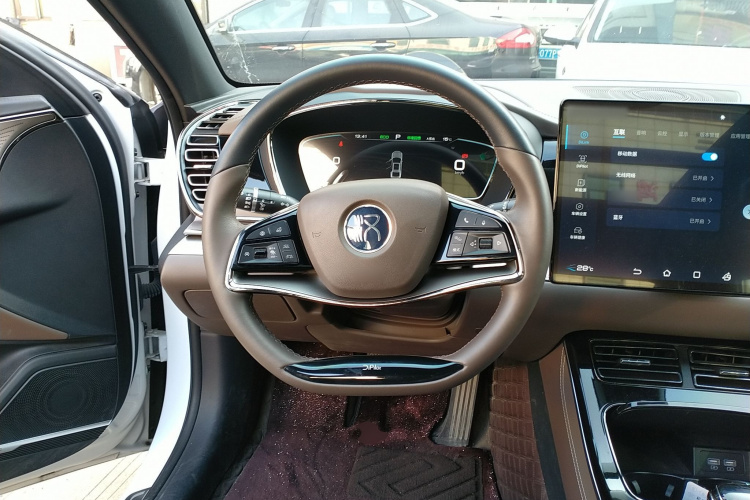 比亚迪 汉 2021款 EV 标准续航版豪华型中控内饰13