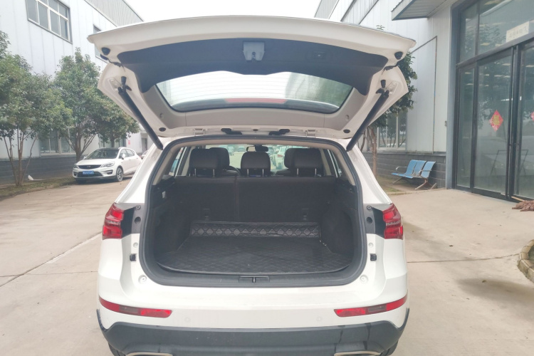 众泰T600 2016款 运动版 2.0T DCT尊贵型局部细节23