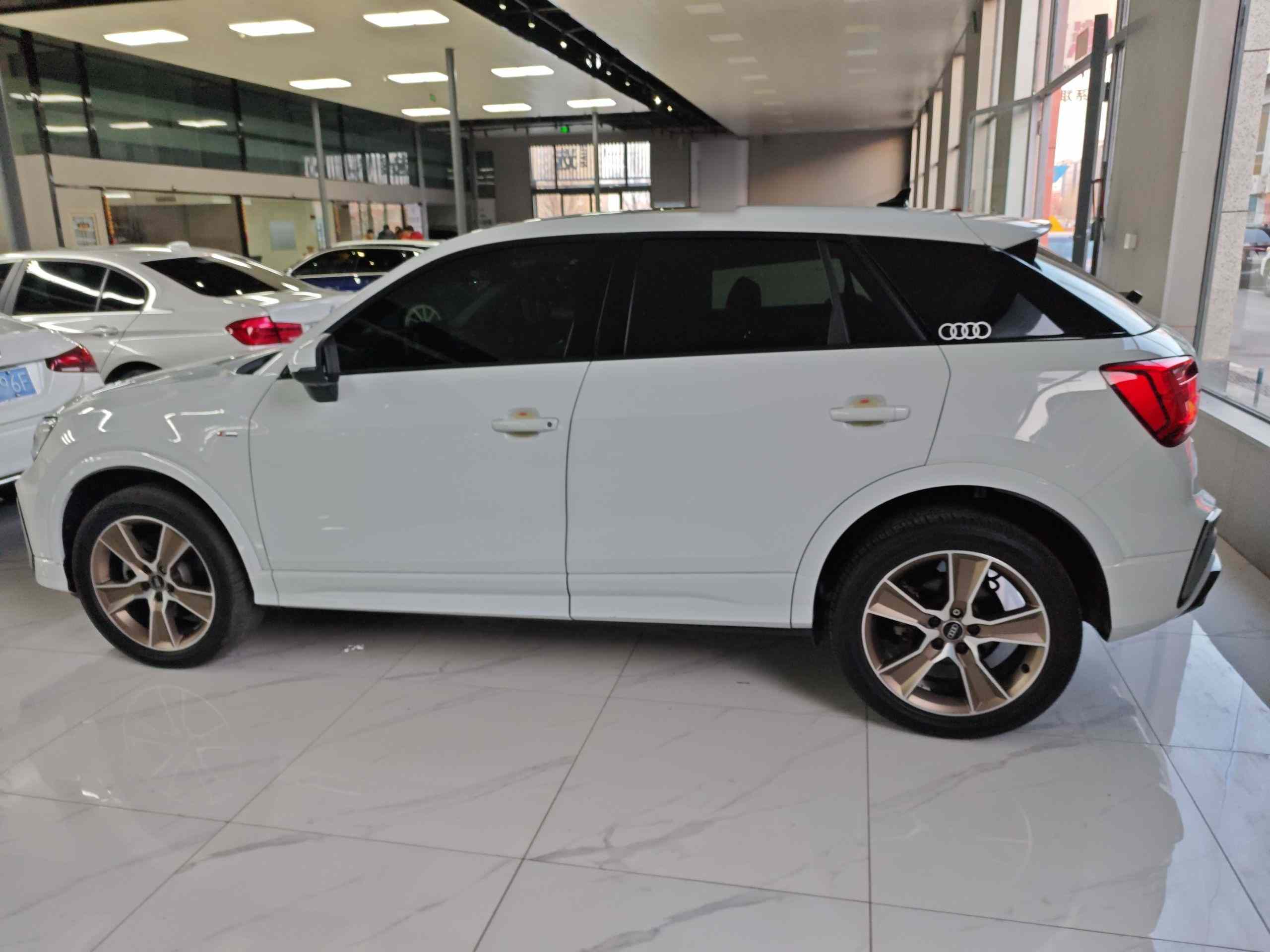 奥迪Q2L 2023款 35TFSI 时尚动感型(3)