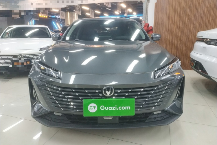 长安 逸动 2024款 1.5T GDI自动 畅享版车身外观6001