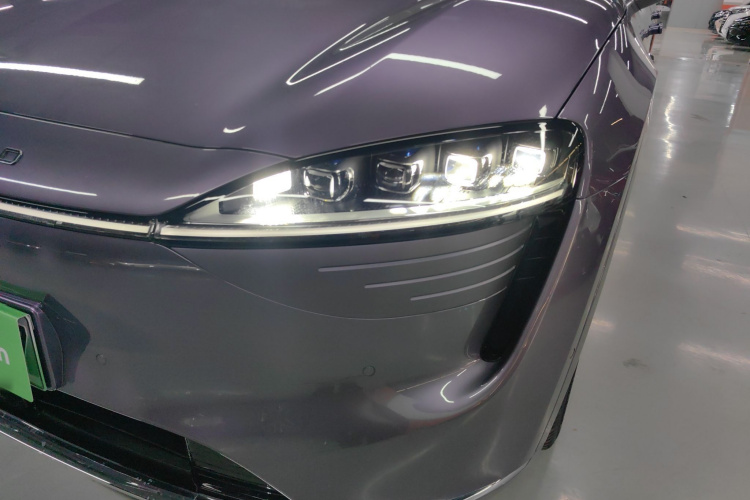 鸿蒙智行 智界R7 2024款 纯电 736km UItra局部细节36