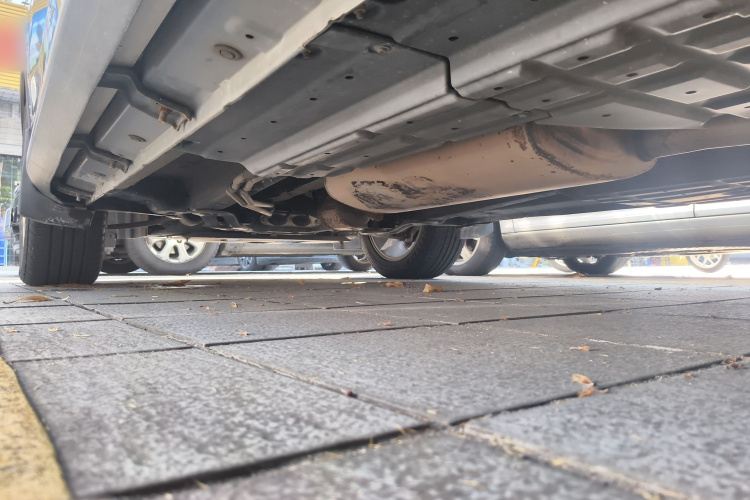 广汽传祺 传祺GS8 2017款 320T 两驱豪华智联版（七座）局部细节9003