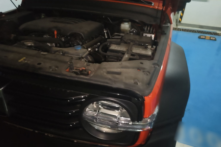 坦克300 2023款 越野版 2.0T 征服者局部细节9007