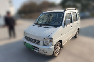 铃木 北斗星 2015款 1.0L 手动舒适型