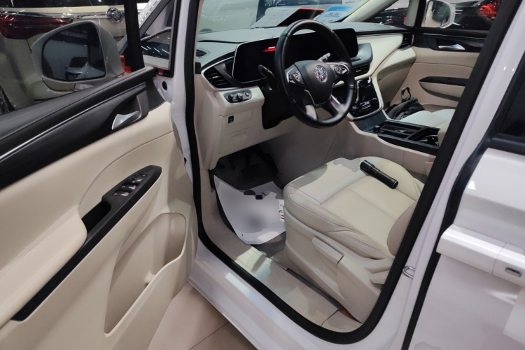 别克GL8 2022款 ES陆尊 653T 舒适型中控内饰20