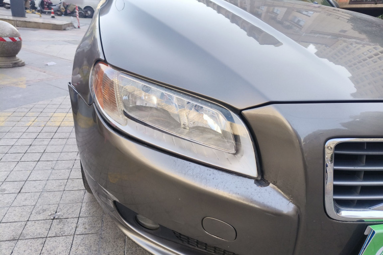 沃尔沃S80L 2009款 2.5T 智尊版车身外观8