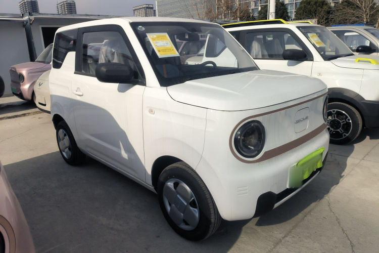 吉利银河 2024款 熊猫mini 200km 耐力熊车身外观3