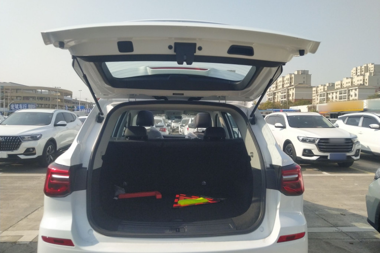 荣威RX5 2025款 PLUS 330TGI 自动领潮智惠版机舱底盘23