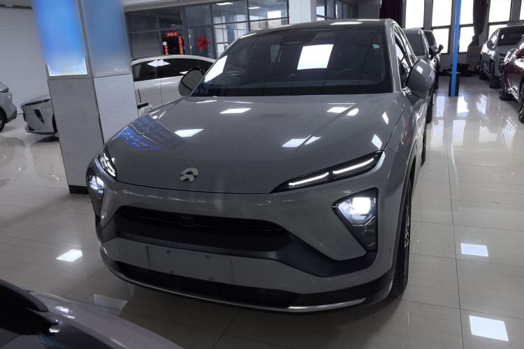 蔚来EC6 2020款 430KM 运动版车身外观2