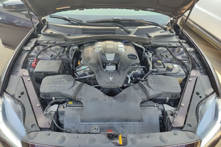 玛莎拉蒂 总裁 2018款 3.0T 标准版机舱底盘24