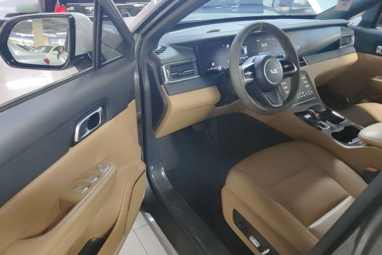 理想汽车 理想ONE 2021款 增程6座版中控内饰20