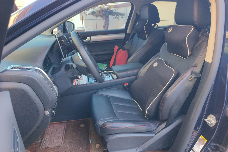 比亚迪 唐新能源 2019款 DM 2.0T 全时四驱智联创享型 7座 国VI中控内饰19