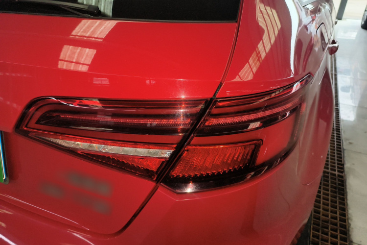 奥迪A3 2018款 30周年年型 Sportback 35 TFSI 时尚型车身外观6006