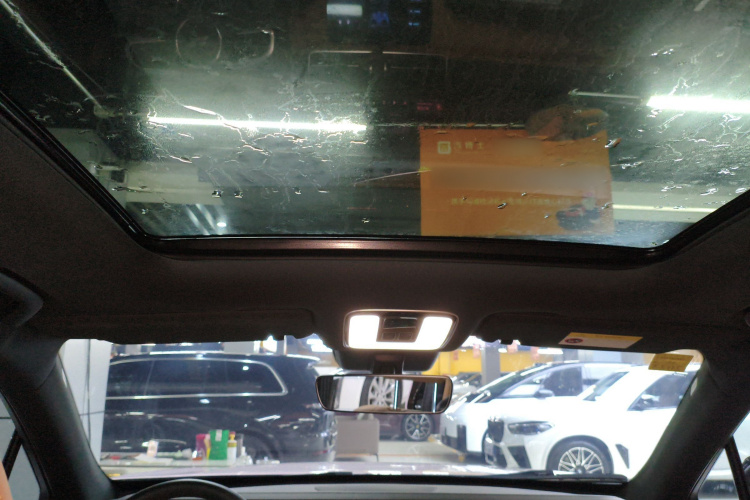 理想汽车 理想ONE 2020款 增程6座版局部细节22