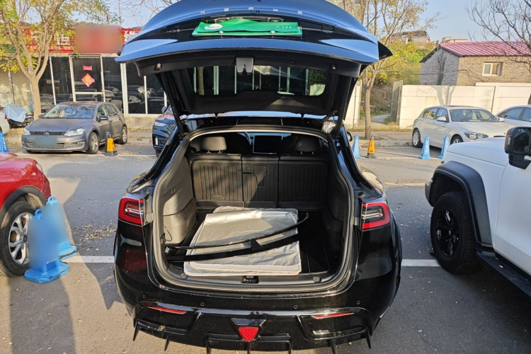 特斯拉 Model Y 2021款 标准续航后驱版机舱底盘23