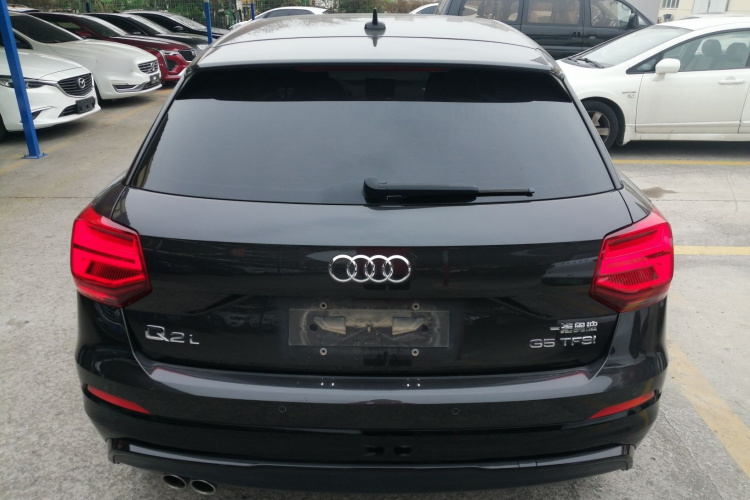 奥迪Q2L 2021款 35 TFSI 时尚动感型车身外观6