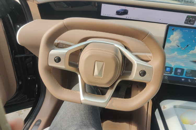 阿维塔07 2024款 Pro+增程版中控内饰13