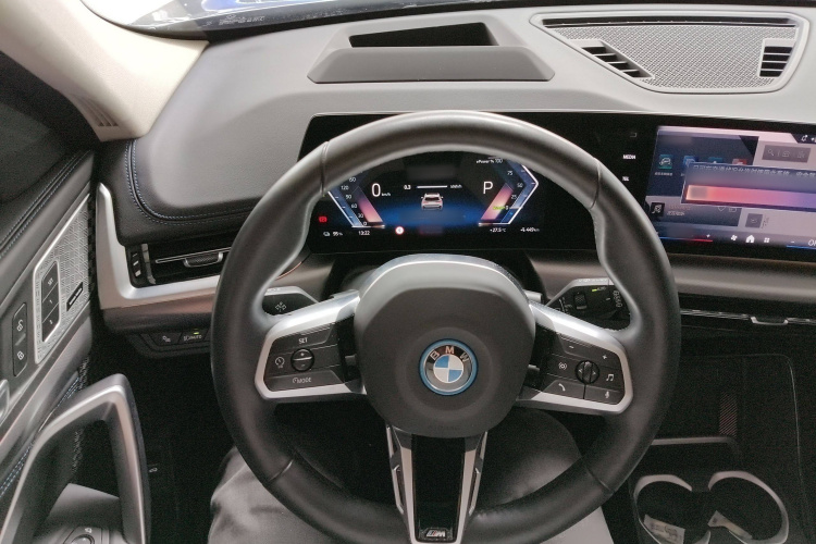 宝马iX1 2023款 xDrive30L M运动套装局部细节13