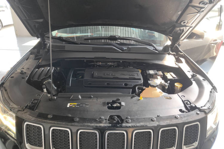 Jeep 指南者 2017款 200T 自动家享版机舱底盘24