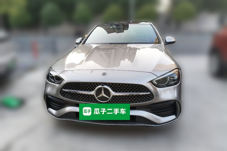 奔驰C级 2022款 改款 C 260 L 运动版车身外观2
