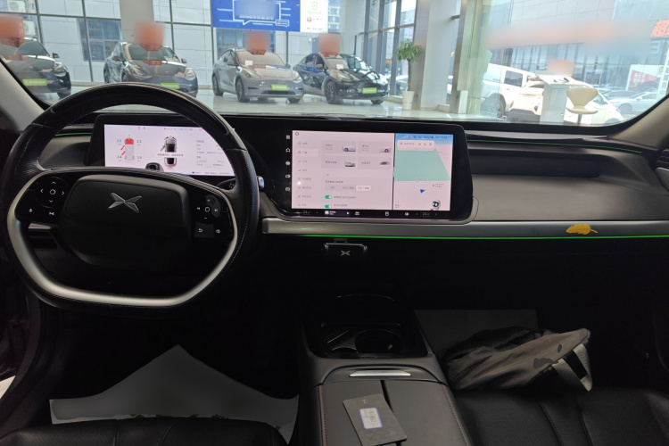 小鹏P7 2022款 480E中控内饰12