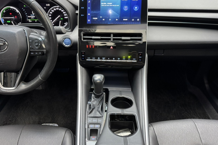 丰田 亚洲龙 2023款 双擎 2.5L 豪华版中控内饰7007