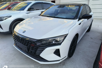 东风风神 奕炫MAX 2023款 1.5T 超酷潮爸版