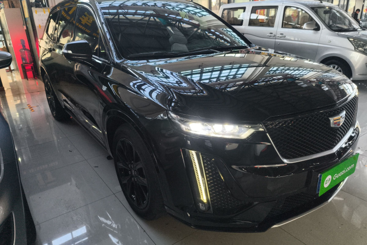 凯迪拉克XT6 2020款 28T 七座豪华运动型至享安全版车身外观3